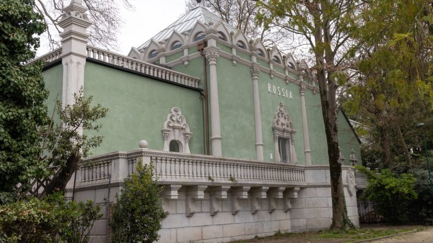 Pavilhão russo na Bienal de Veneza pode ser fechado por propaganda, diz prefeito