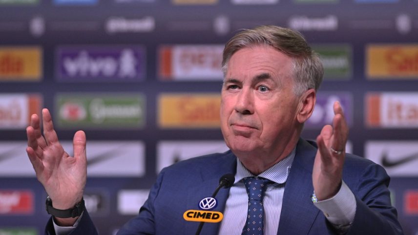 CArlo Ancelotti na coletiva de convocação da Seleção — Foto: André Durão