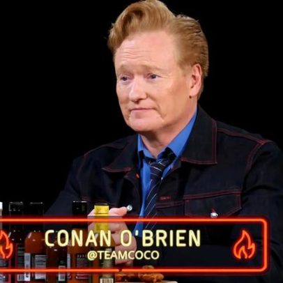 Conan O’Brien percebe problemas dos late-night após entrevista viral no Hot Ones