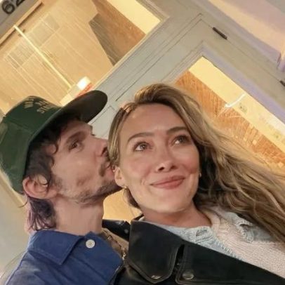 Hilary Duff e Matthew Koma em Nova York; Ben Stiller é visto em boliche