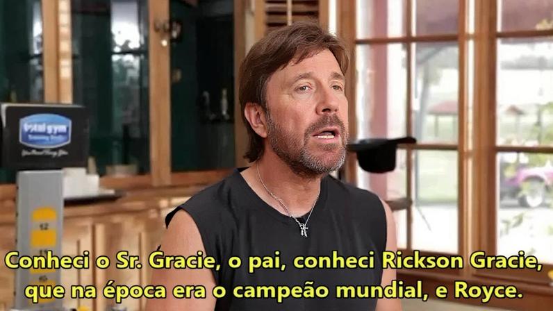 Chuck Norris teria sido derrotado por Gracie em treino de jiu-jitsu no Brasil