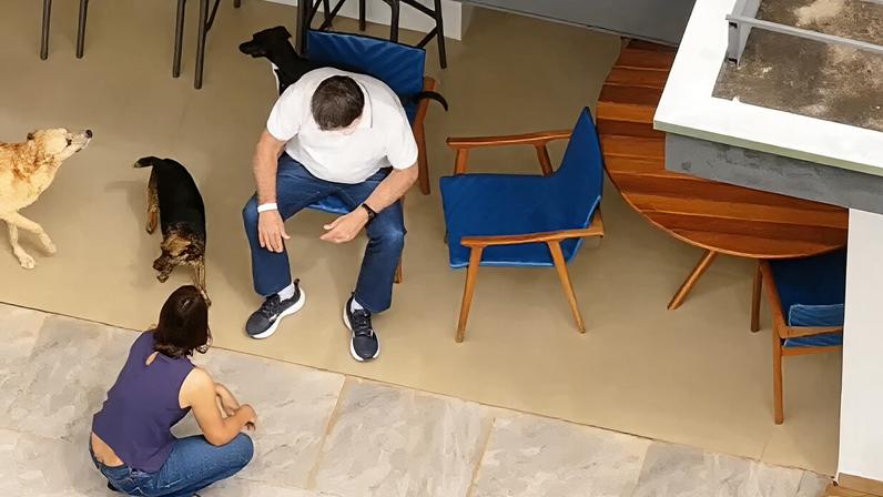 Bolsonaro volta para casa após alta hospitalar