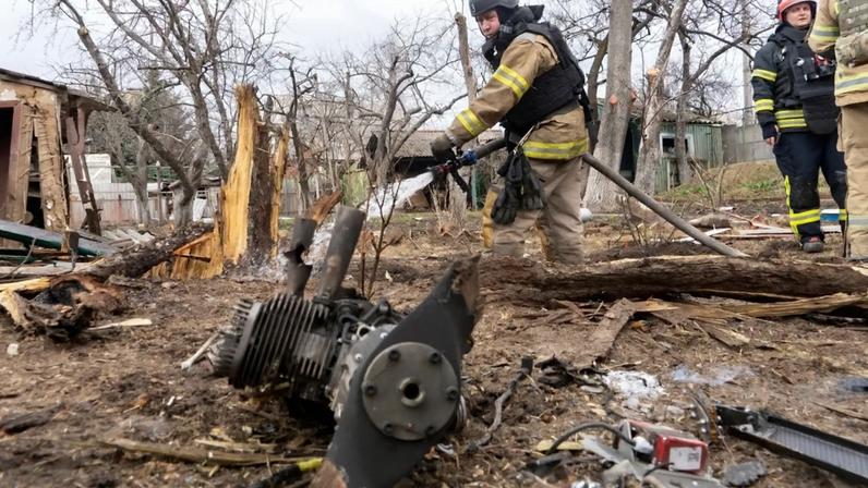 Drones russos atingem a Ucrânia, cinco feridos e queda de energia