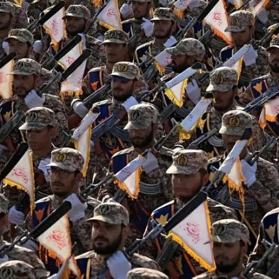 Irã emite ameaça global; lista de alvos de Israel cresce com ajuda interna