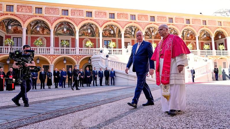 Papa Leão XIV faz apelo por justiça e paz durante histórica visita a Mônaco