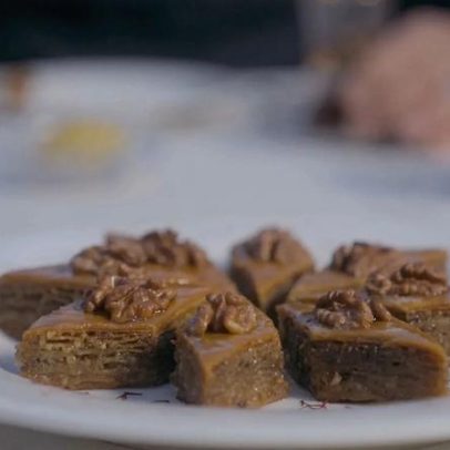 Pastel adoçado com mel define o Equinócio da Primavera