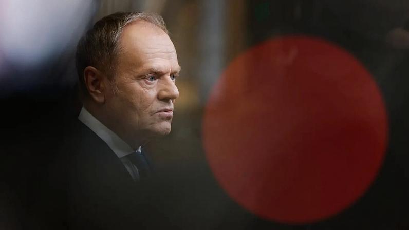 Tusk comenta vazamentos em Budapeste; Lituânia pede exclusão da Hungria da OTAN