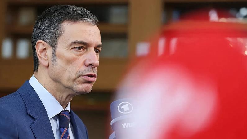 Sánchez alerta que guerra com o Irã seria bem pior que a do Iraque em 2003