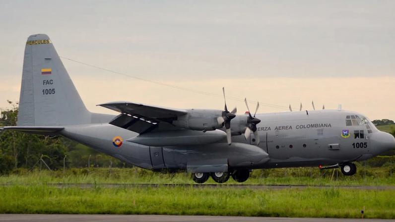 Avião Hercules da Força Aérea Colombiana cai em Putumayo com tropas a bordo