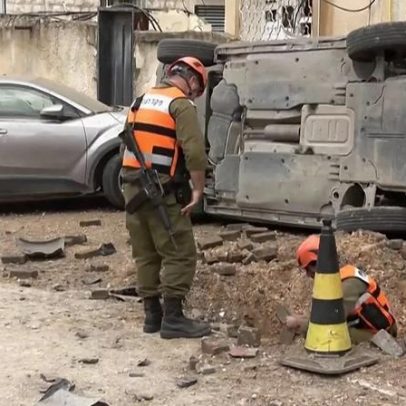 Moradores ficam feridos após explosão em casa israelense durante novo bombardeio iraniano