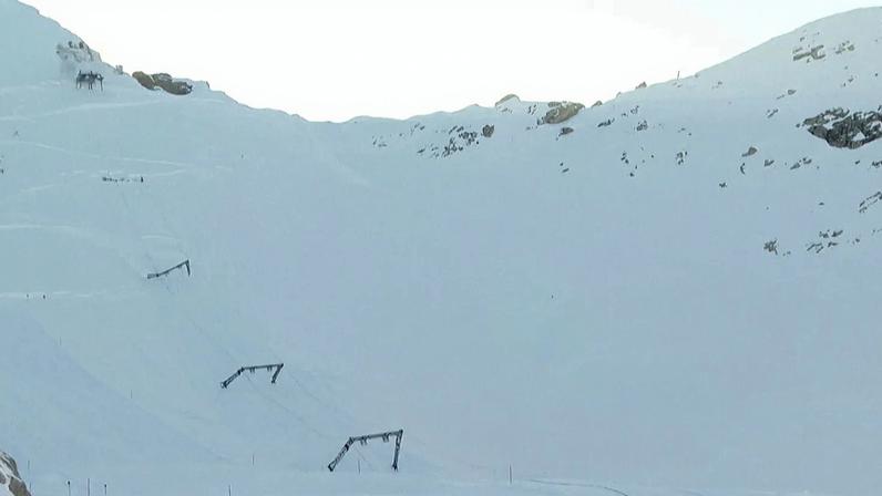 Geleira do pico mais alto da Alemanha derrete e derruba teleférico
