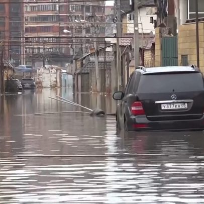 Inundações maciças atingem o Norte do Cáucaso, Rússia, com milhares evacuados