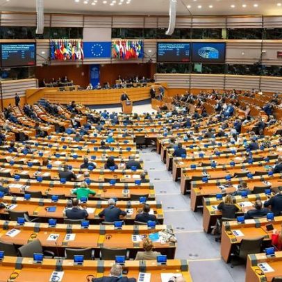 Parlamento da UE desbloqueia entrave político nas negociações do euro digital