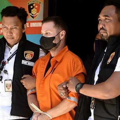 Indonésia prende homem escocês procurado pela Espanha por crime internacional