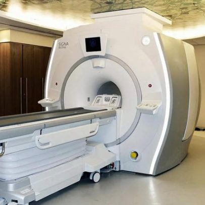 Crise de hélio coloca serviços de MRI em risco com interrupções no Qatar