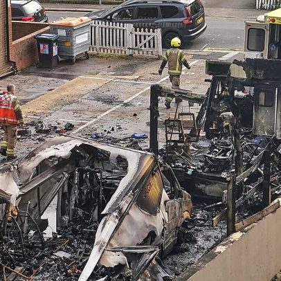 Polícia prende dois homens por incêndio em ambulâncias de instituição judaica