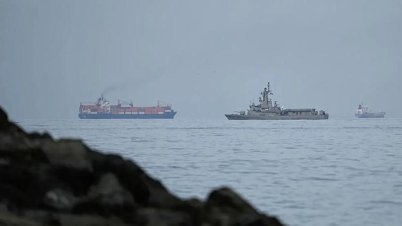 Trump estende prazo para o Irã abrir Estreito de Hormuz, após pedido de Teerã