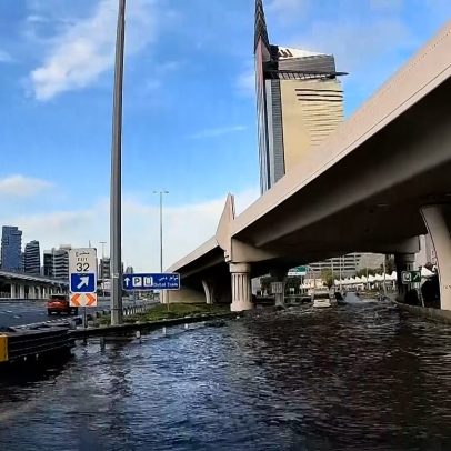 Dubai enfrenta chuva intensa e inundações que atrasam tráfego e voos