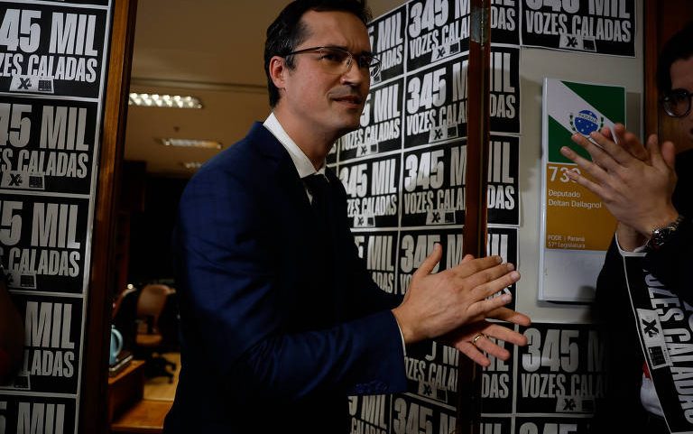Deltan Dallagnol (Novo), que perdeu o mandato de deputado federal pelo Paraná após julgamento no TSE