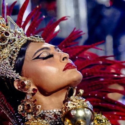 Juliana Paes deixa o posto de rainha de bateria da Viradouro após ciclo lindo