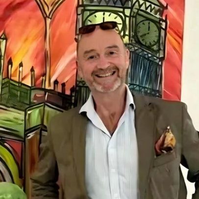 Apresentador da BBC se converte ao cristianismo após crise da filha