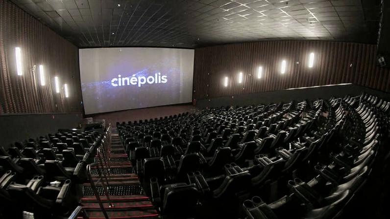 Ambiente da sala 1, a Imax with Laser, do Cinépolis JK Iguatemi, na região sul da cidade