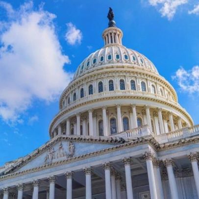 CLARITY Act enfrenta chances reduzidas em 2026 sem movimento do comitê de abril