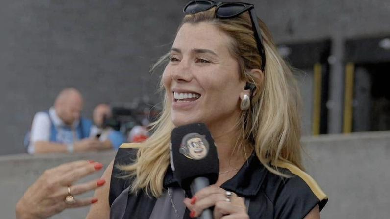 Isabela Pagliari na CazéTV