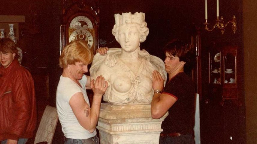 O que significa o segundo F em Tefaf?