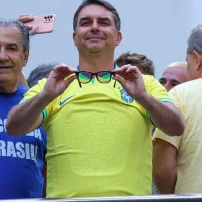 Paulista vira palanque para Flávio Bolsonaro sem Tarcísio e Michelle