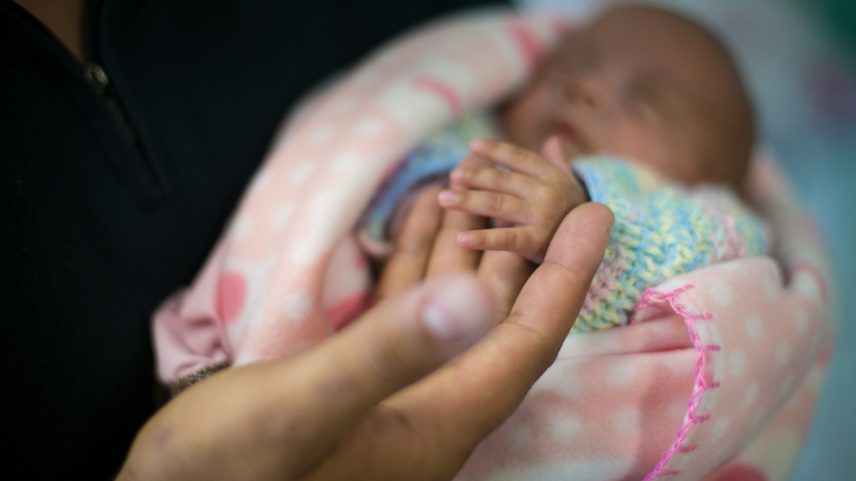 Mortalidade infantil no Brasil cai ao menor nível em 34 anos, aponta Unicef