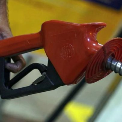Petrobras avança 50% no ano; cenário favorável, mas eleição é risco