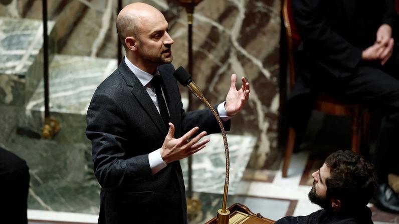 French Minister for Europe and Foreign Affairs Jean-Noel Barrot speaks during the questions to the government session at the National Assembly in Paris, France, February 4, 2025. Reuters/Benoit Tessier/Proibida reprodução