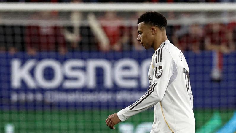 Arbeloa espera retorno de Mbappé ao Real Madrid contra Manchester City