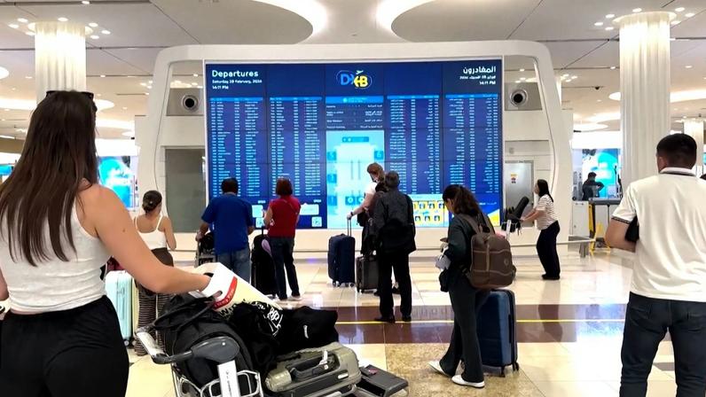 28/02/2026 - Cenas do aeroporto de Dubai enquanto companhias aéreas globais cancelam voos pelo Oriente Médio. Foto: Frame/Reuters- Proibido reprodução