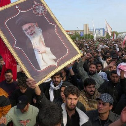 Após morte de Khamenei, Irã cria conselho de governo com aiatolá Arafi