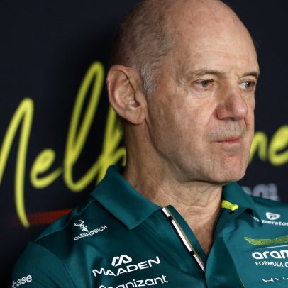 Newey aponta escassez de peças na Aston Martin — restam apenas duas baterias