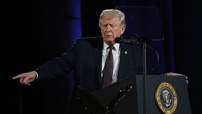 Donald Trump em Washington 25/3/2026 REUTERS/Ken Cedeno