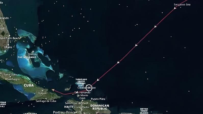 Petroleiro russo se aproxima de Cuba com carregamento petróleo