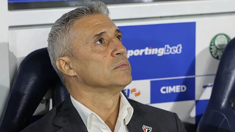 Crespo comentou qualidade do gramado (Foto: JHONY INACIO/AGENCIA ENQUADRAR)