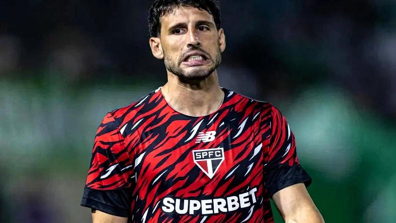 Calleri lamentou a derrota do São Paulo (Foto: Jhony Inacio/Agência Enquadrar/Gazeta Press)