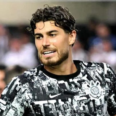Pedro Raul permanece no Corinthians após negociações sem acordo