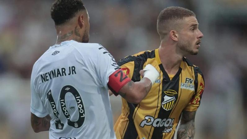 Léo Naldi na partida entre Novorizontino e Santos pelo Campeonato Paulista (Foto: Raphael Marques/PxImages/GazetaPress)