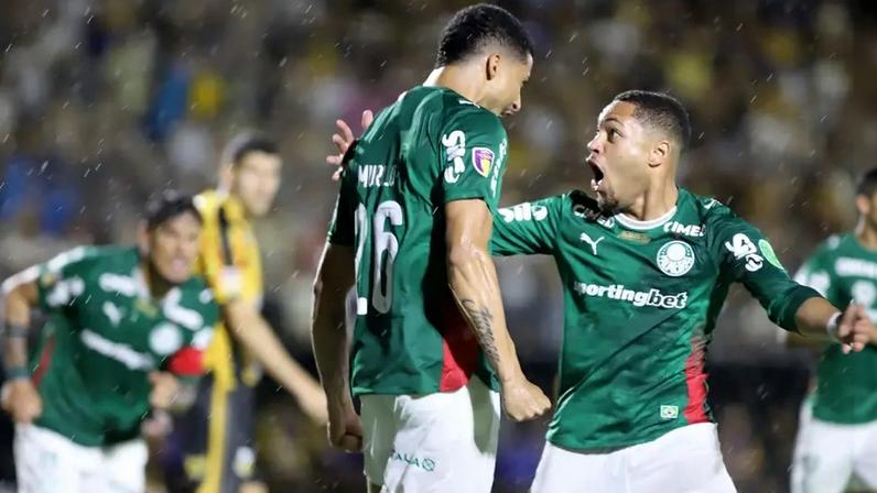 Murilo comemora gol ao lado de Vitor Roque, pela final do Paulistão. (Foto: JOTA ARNALDO/RP FOTOPRESS)