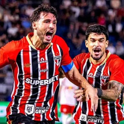 São Paulo vence Bragantino de virada e mantém liderança no Brasileirão