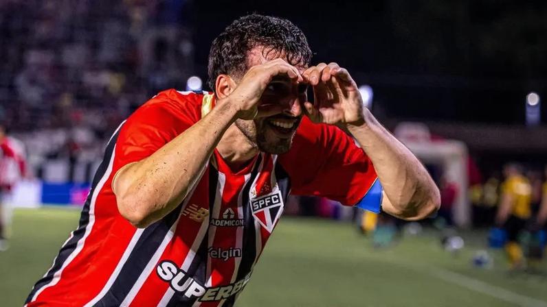 Após lesão grave, Calleri tem bom início de temporada pelo São Paulo com números