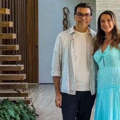 Casa no interior aposta na integração com a paisagem para desacelerar a rotina