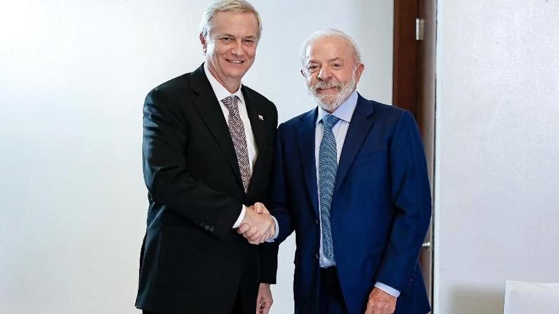 O presidente eleito do Chile, José Antonio Kast, e o presidente Lula
