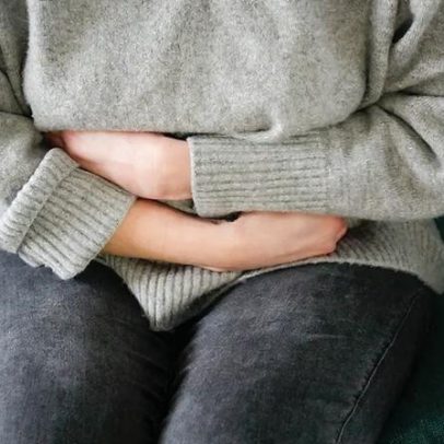 Endometriose associada a mais de 600 condições de saúde, aponta estudo