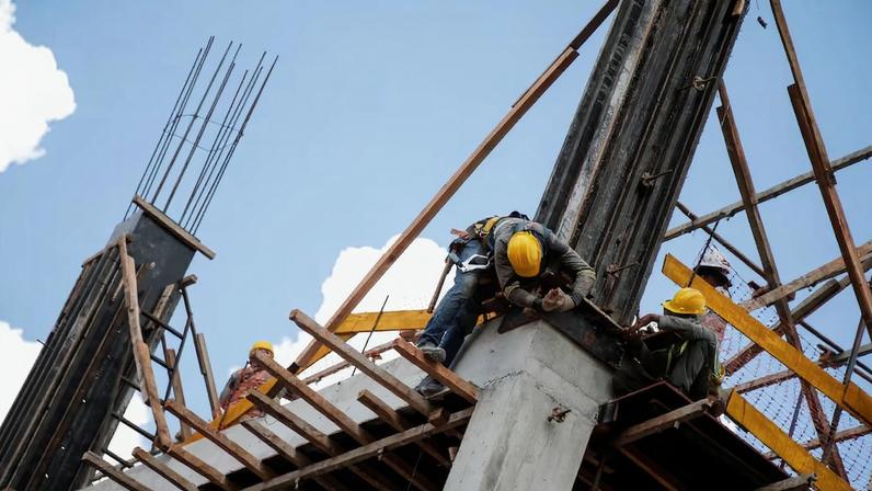 China atrai classe política do Paraguai, afastando Taiwan